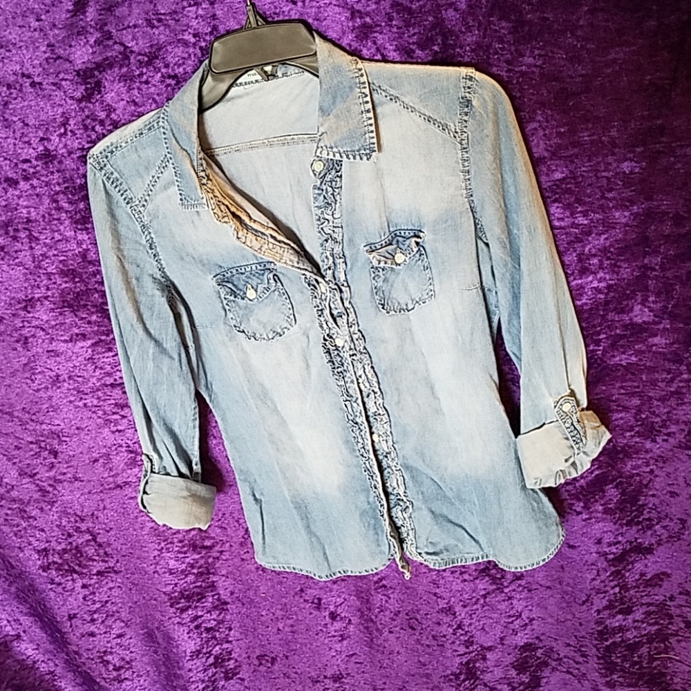 Soft denim chambray button down.